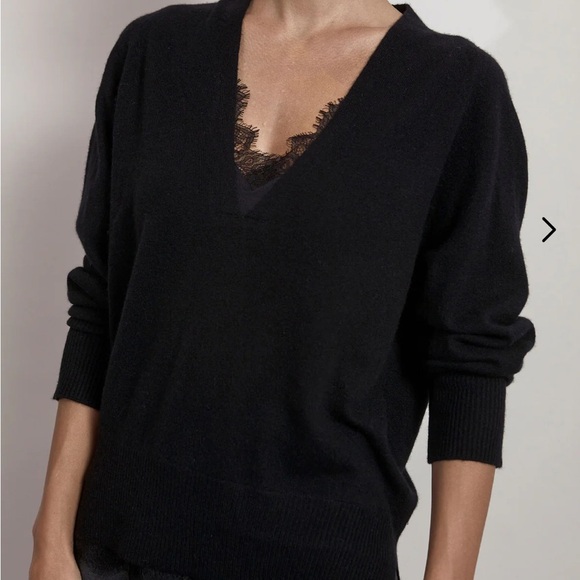 Brochu Walker Black V-Neck Sweatshirt - Picture 1 of 9